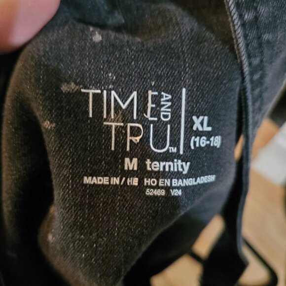 Time And Tru Overalls Womens XL Black Skeleton Print Denim Shorts Shortalls - Picture 2 of 10